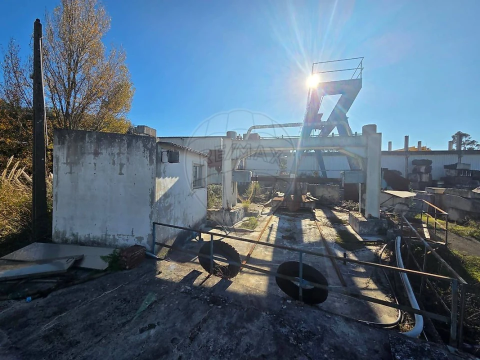 Armazém para Venda em Almargem do Bispo, Pêro Pinheiro e Montelavar Foto 27
