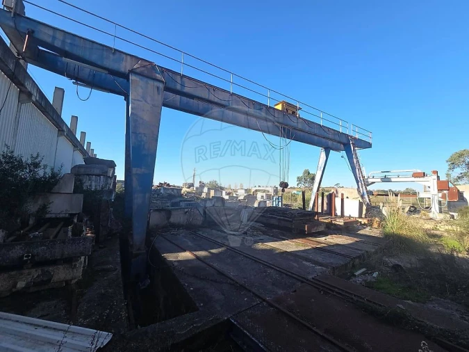 Armazém para Venda em Almargem do Bispo, Pêro Pinheiro e Montelavar Foto 4