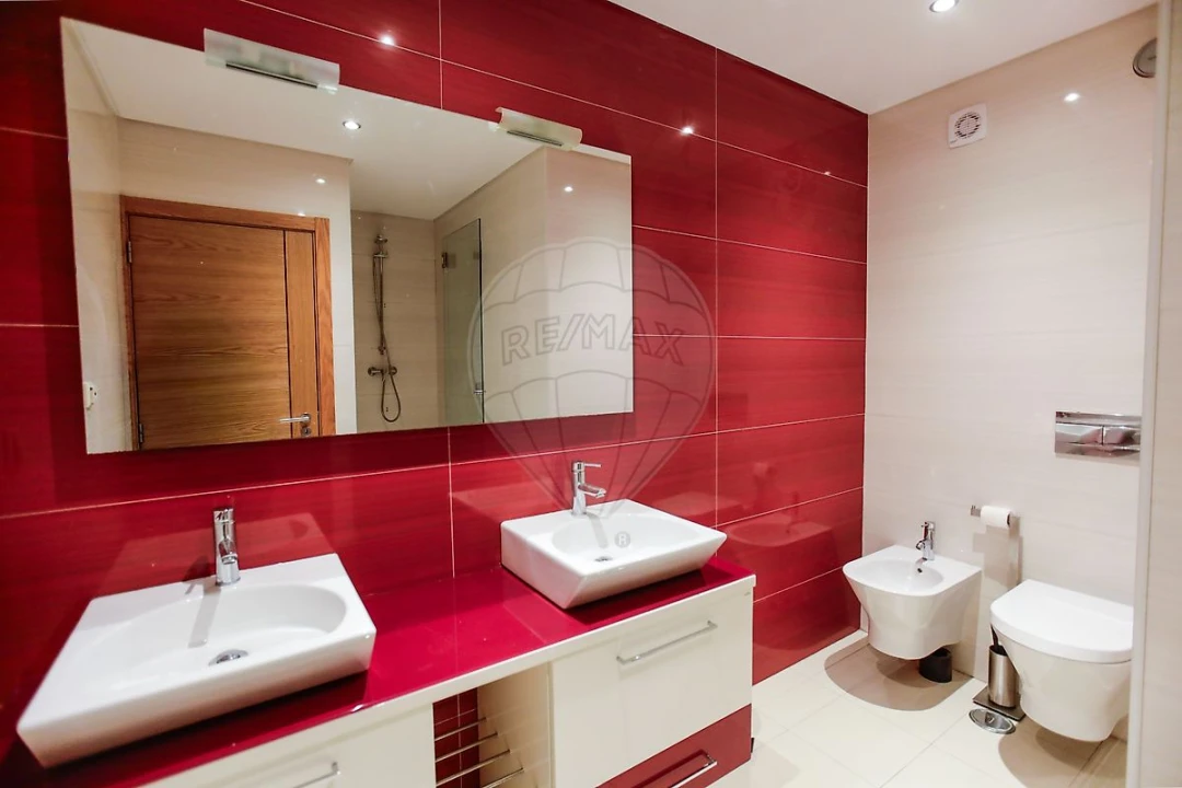 Apartamento T2 para Venda em Areeiro Foto 22