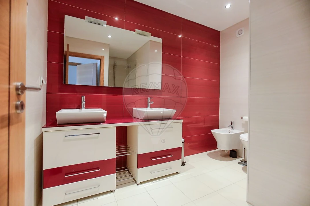 Apartamento T2 para Venda em Areeiro Foto 20