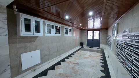 Apartamento T2 para Venda em Agualva e Mira-Sintra