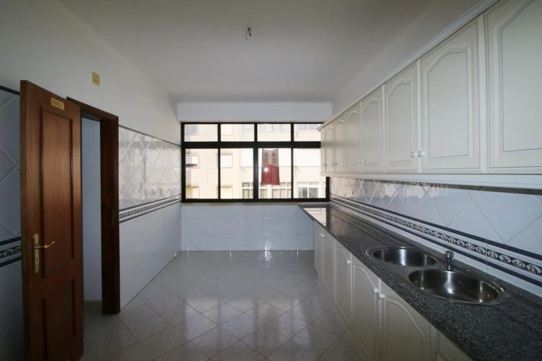 Apartamento T2 para Venda em Marvila, Ribeira Santarém, São Salvador, São Nicolau Foto 4