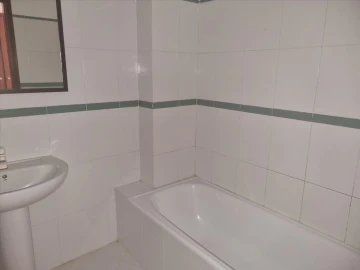 Apartamento T3 para Venda em Marvila, Ribeira Santarém, São Salvador, São Nicolau