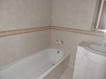 Apartamento T3 para Venda em Marvila, Ribeira Santarém, São Salvador, São Nicolau