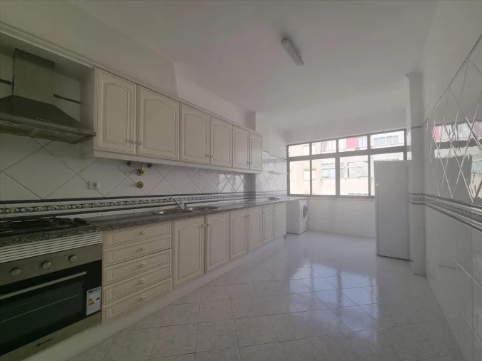 Apartamento T3 para Venda em Marvila, Ribeira Santarém, São Salvador, São Nicolau Foto 7
