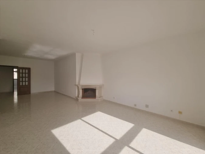 Apartamento T3 para Venda em Marvila, Ribeira Santarém, São Salvador, São Nicolau Foto 4