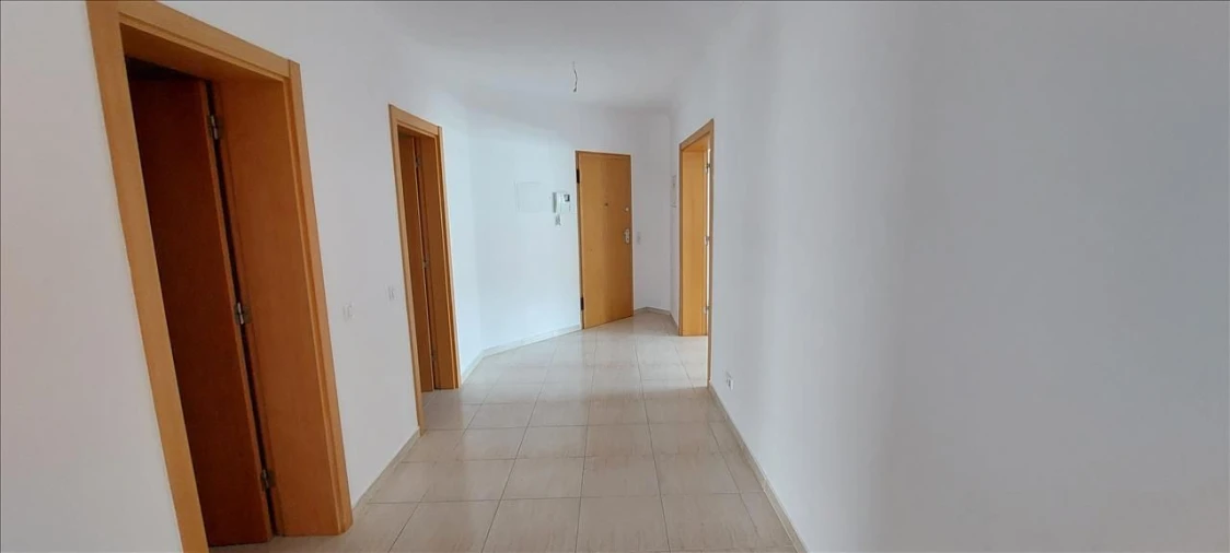 Apartamento T3 para Venda em Azambuja Foto 2