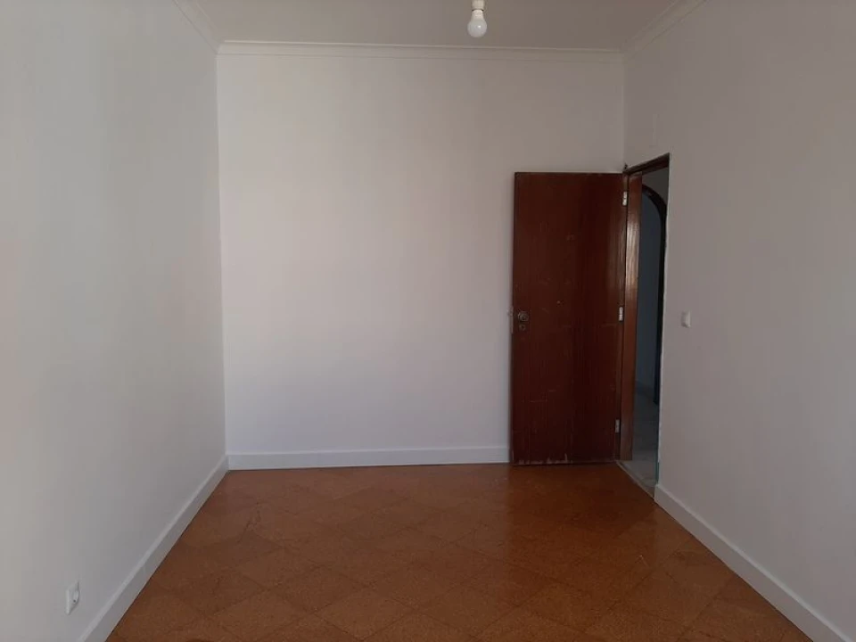 Apartamento T3 para Venda em Rio de Mouro Foto 12