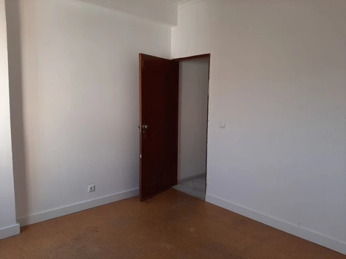 Apartamento T3 para Venda em Rio de Mouro Foto 10