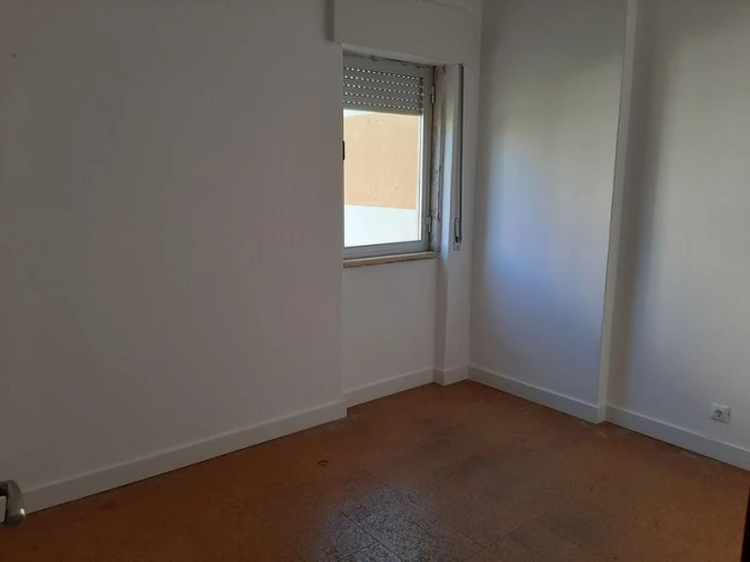 Apartamento T3 para Venda em Rio de Mouro Foto 14