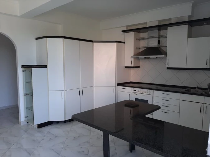 Apartamento T3 para Venda em Rio de Mouro Foto 5