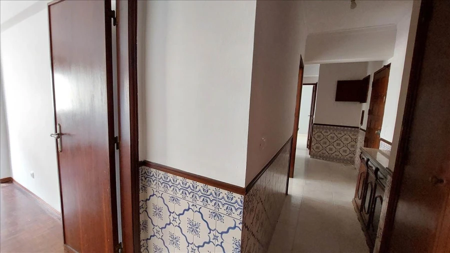 Apartamento T2 para Venda em Rio de Mouro Foto 8