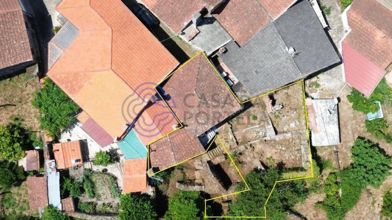 Moradia T3 para Venda em São Miguel do Mato Foto 6