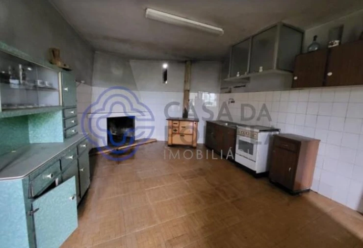 Moradia T3 para Venda em São Miguel do Mato Foto 4