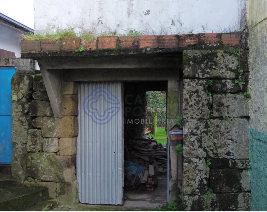 Moradia T3 para Venda em São Miguel do Mato Foto 13