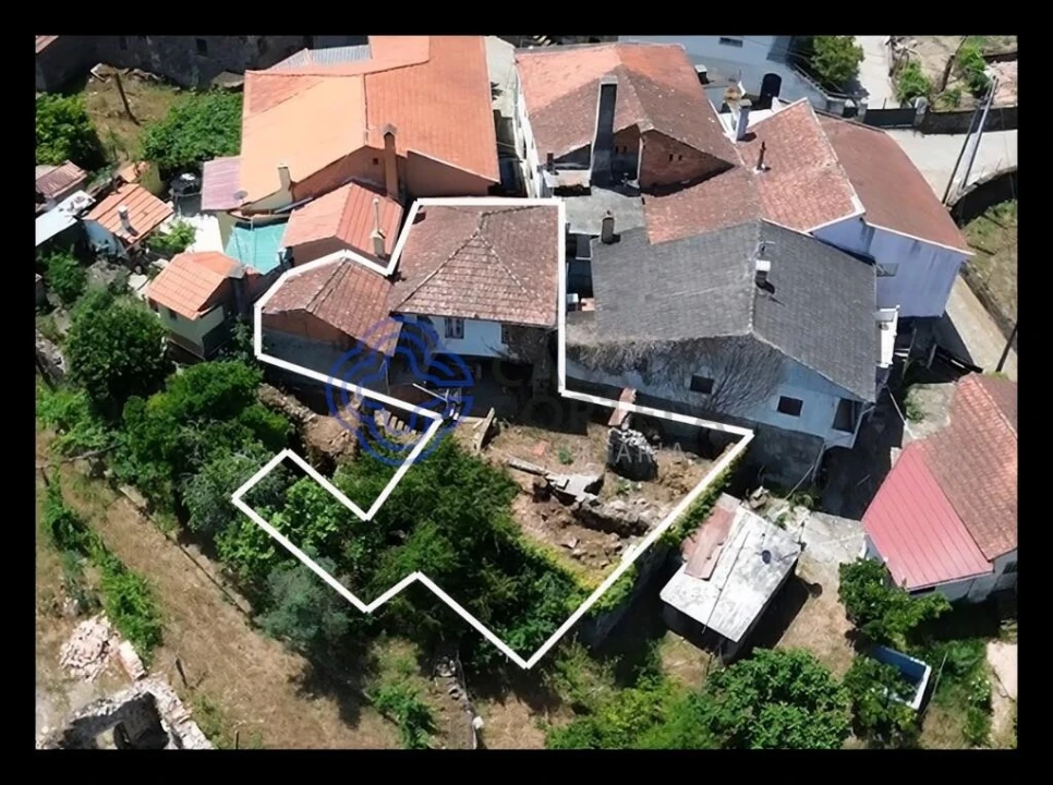 Moradia T3 para Venda em São Miguel do Mato Foto 33