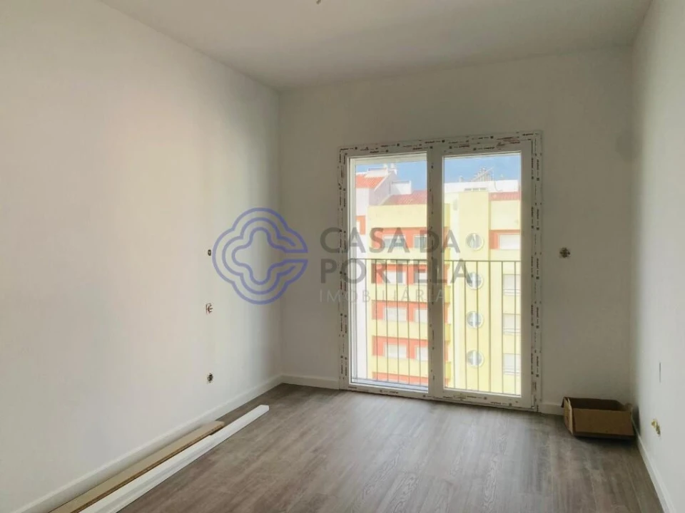 Apartamento T3 para Venda em Corroios Foto 7