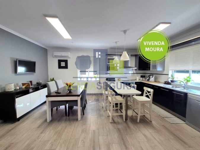 Moradia T5 para Venda em Safara e Santo Aleixo da Restauração