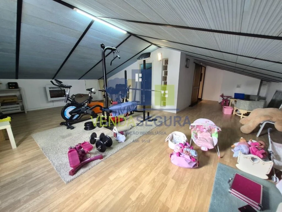 Moradia T5 para Venda em Safara e Santo Aleixo da Restauração Foto 43