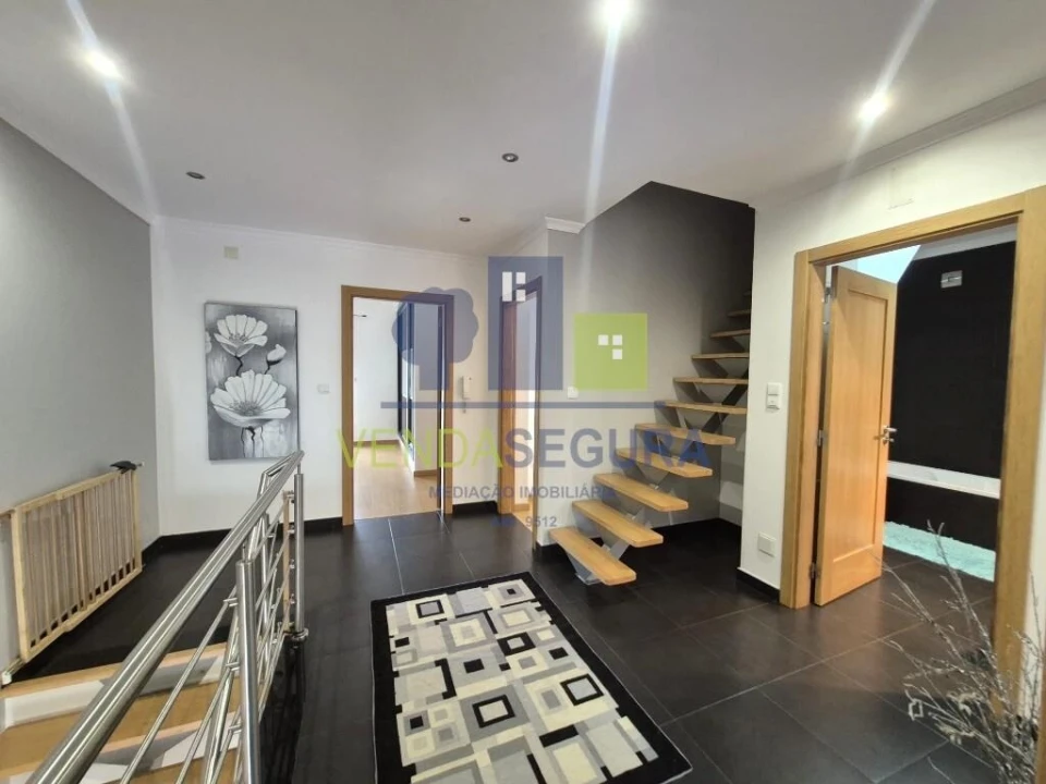 Moradia T5 para Venda em Safara e Santo Aleixo da Restauração Foto 17