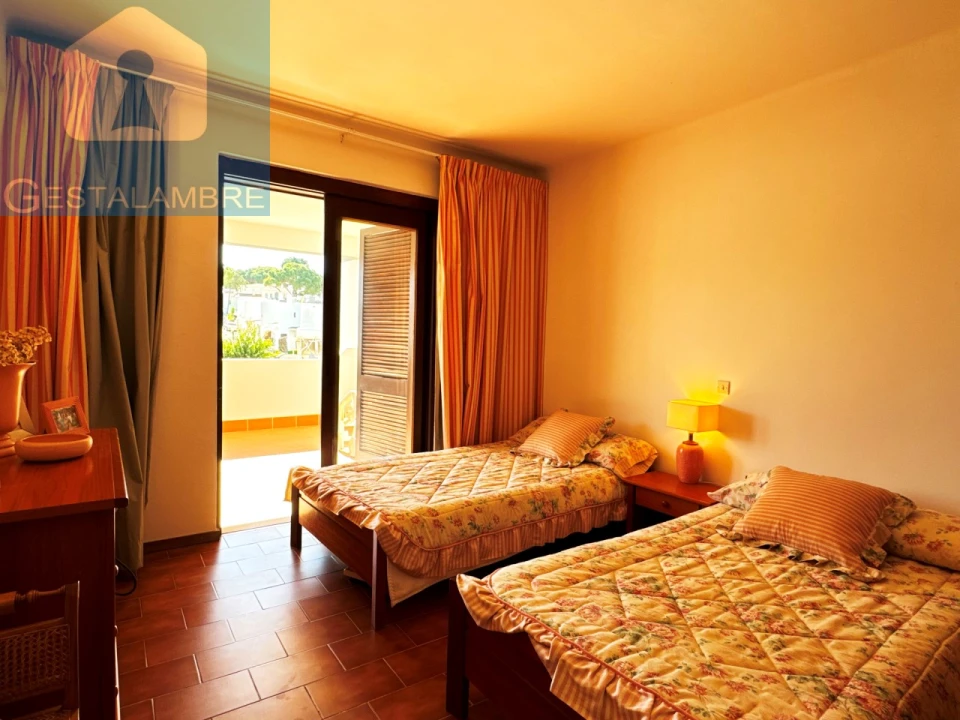 Apartamento T2 para Venda em Albufeira e Olhos de Água Foto 13