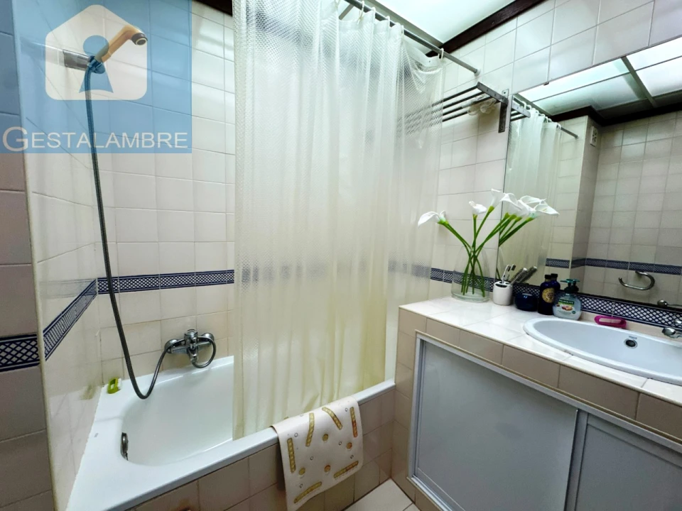 Apartamento T2 para Venda em Albufeira e Olhos de Água Foto 14