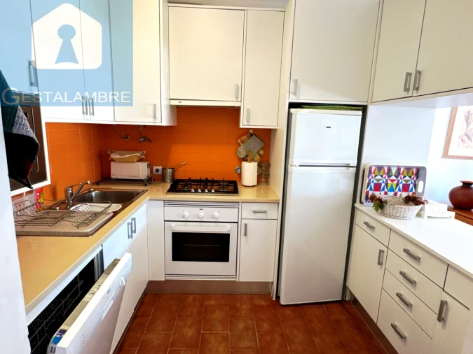 Apartamento T2 para Venda em Albufeira e Olhos de Água Foto 6