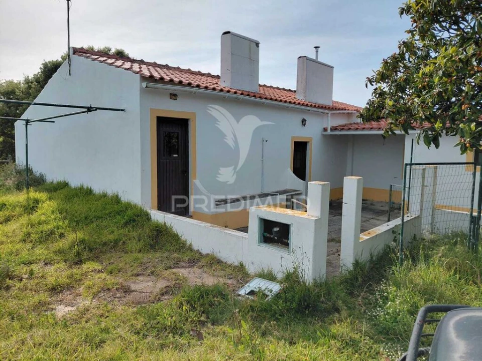 Quinta T3 para Venda em São Francisco da Serra Foto 1