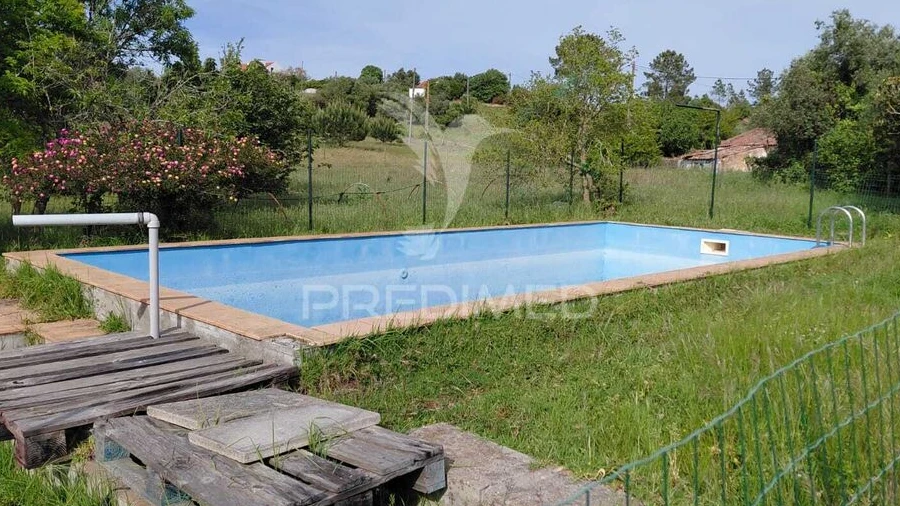 Quinta T3 para Venda em São Francisco da Serra