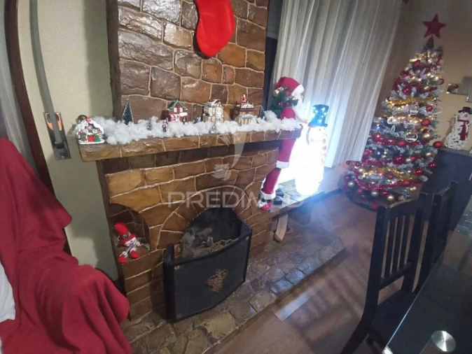 Moradia T5 para Venda em Rio Tinto Foto 5