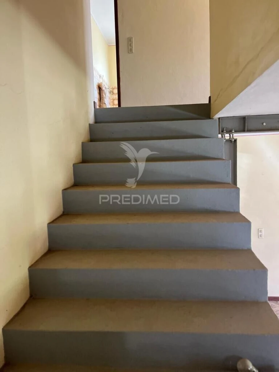 Moradia T4 para Venda em Porto Moniz Foto 12