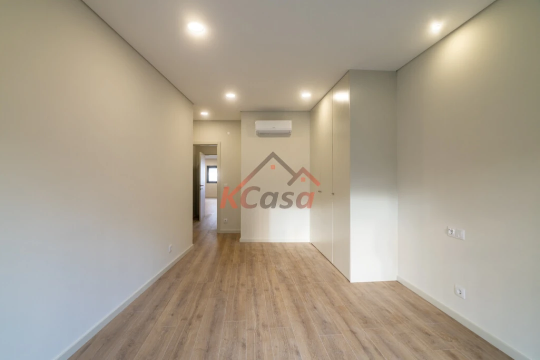 Moradia T3 para Venda em Alfena Foto 4