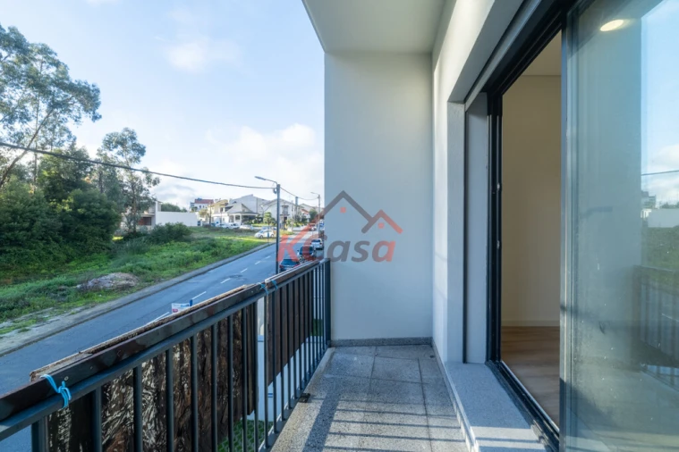 Moradia T3 para Venda em Alfena Foto 7