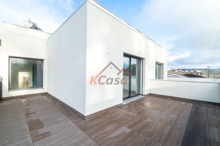 Moradia T3 para Venda em Alfena Foto 35