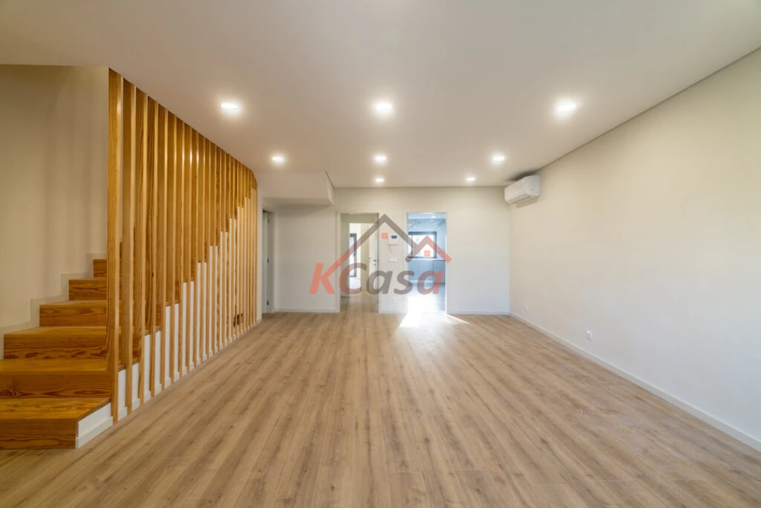 Moradia T3 para Venda em Alfena Foto 1