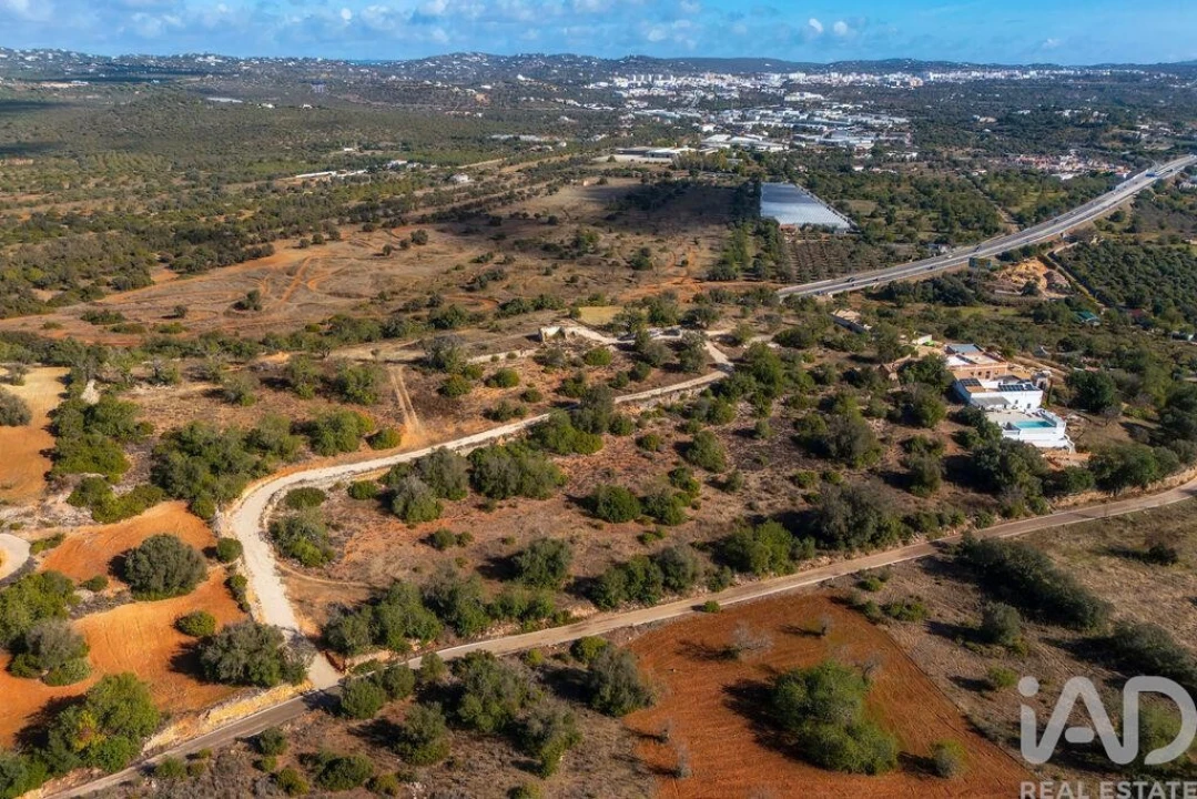 Quinta T4 para Venda em Loule (São Sebastião) Foto 26