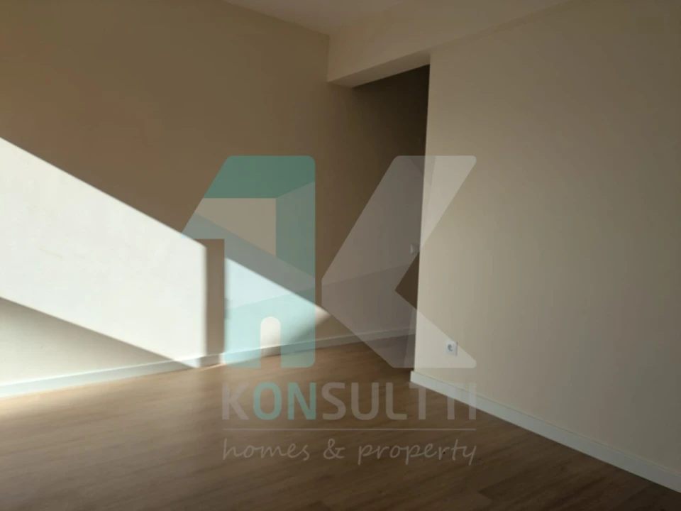 Apartamento T2 para Venda em Algueirão-Mem Martins Foto 8