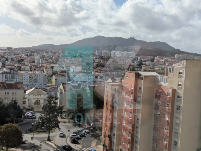 Apartamento T2 para Venda em Algueirão-Mem Martins Foto 1