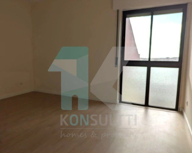 Apartamento T2 para Venda em Algueirão-Mem Martins Foto 9