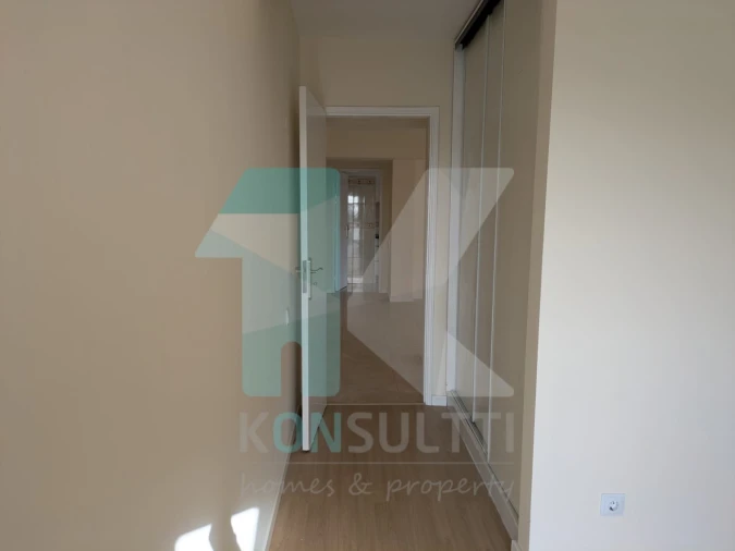 Apartamento T2 para Venda em Algueirão-Mem Martins Foto 17