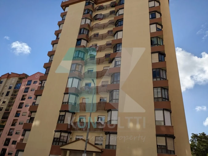 Apartamento T2 para Venda em Algueirão-Mem Martins Foto 21