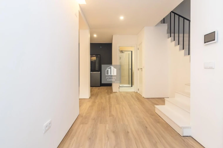 Moradia T4 para Venda em Quinta do Conde Foto 23