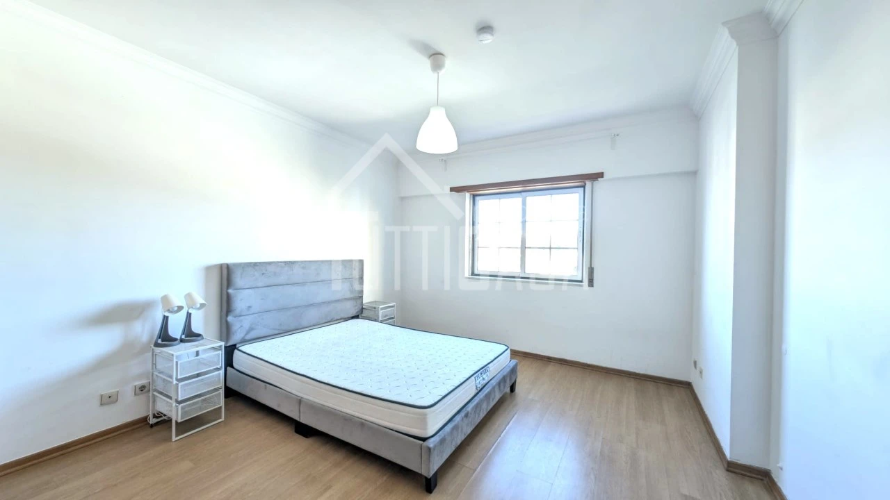 Apartamento T3 para Venda em Malveira e São Miguel de Alcainça Foto 15