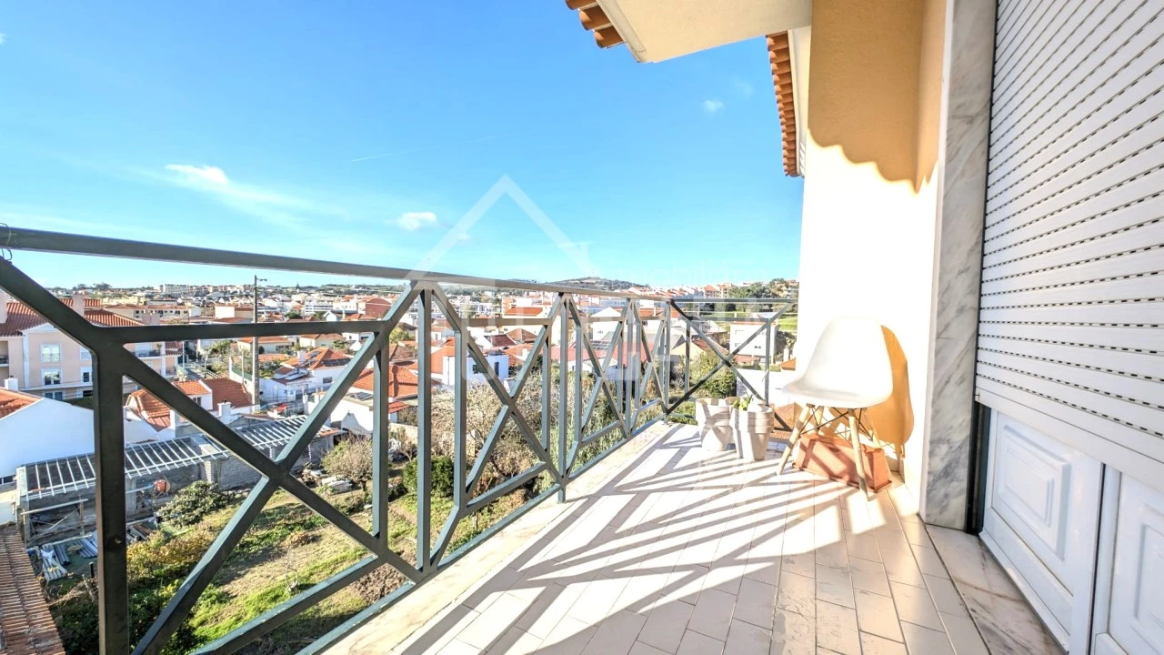 Apartamento T3 para Venda em Malveira e São Miguel de Alcainça Foto 2