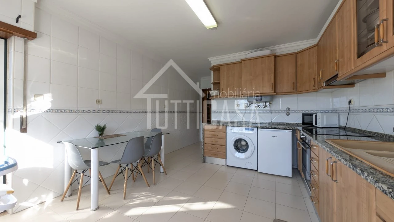 Apartamento T3 para Venda em Malveira e São Miguel de Alcainça Foto 6