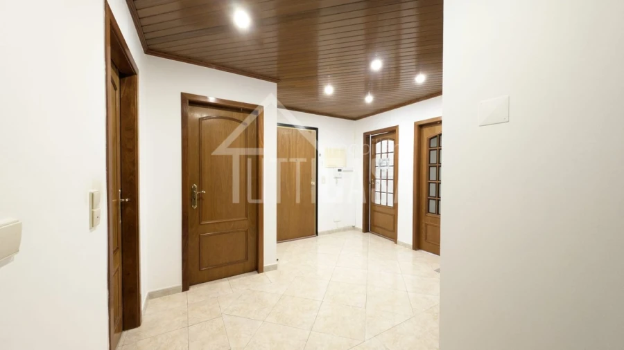 Apartamento T3 para Venda em Malveira e São Miguel de Alcainça Foto 7