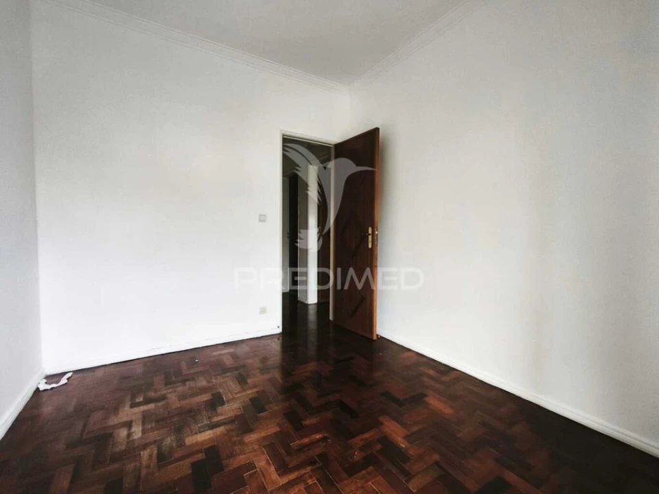 Apartamento T2 para Venda em Cacém e São Marcos Foto 3