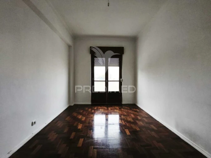 Apartamento T2 para Venda em Cacém e São Marcos Foto 9