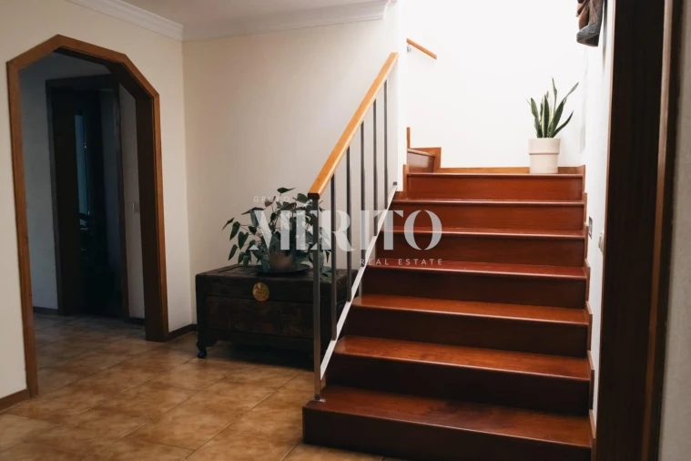 Moradia T4 para Venda em Mesão Frio Foto 5