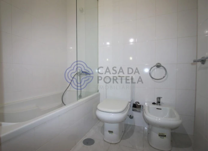 Apartamento T1 para Arrendamento em Santa Marinha e São Pedro da Afurada Foto 7